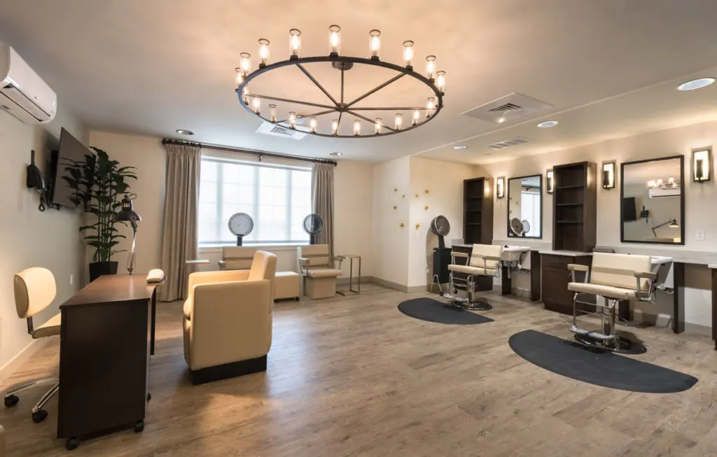 Salon at Charter Senior Living of Brookfield