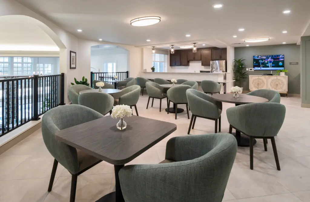Bistro at Charter Senior Living at Brookfield